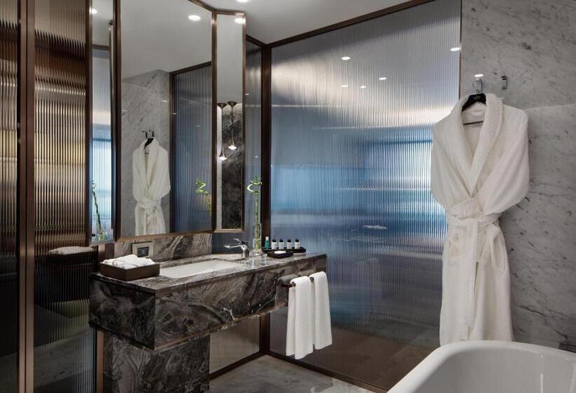 اتاق استاندارد با تخت بزرگ, Reges, A Luxury Collection Resort & Spa, Cesme