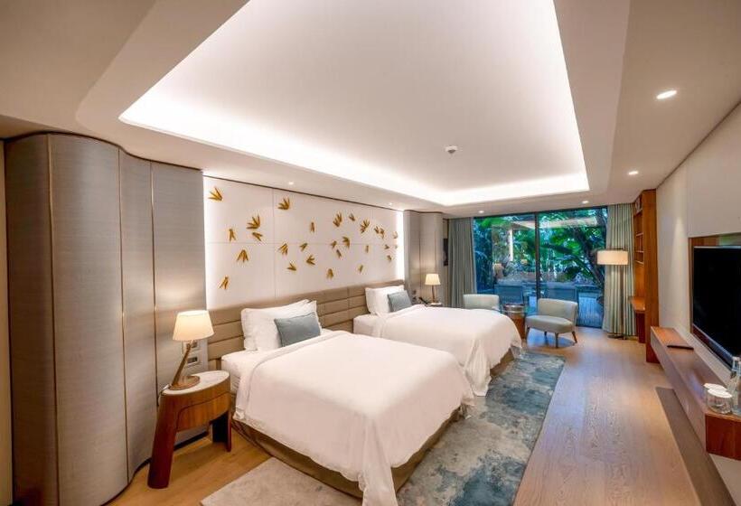 اتاق استاندارد با چشم‌انداز استخر, Reges, A Luxury Collection Resort & Spa, Cesme