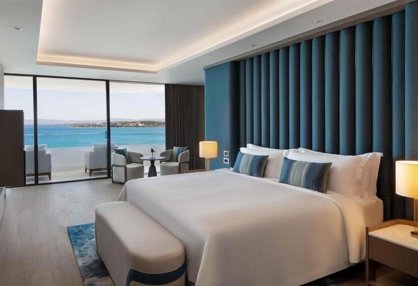 سوئیت با تخت بزرگ, Reges, A Luxury Collection Resort & Spa, Cesme