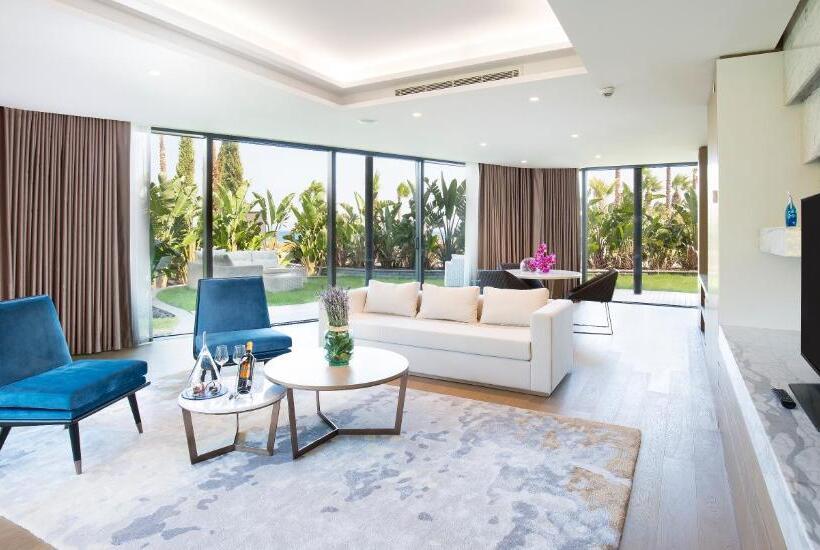 سوئیت با تخت بزرگ, Reges, A Luxury Collection Resort & Spa, Cesme