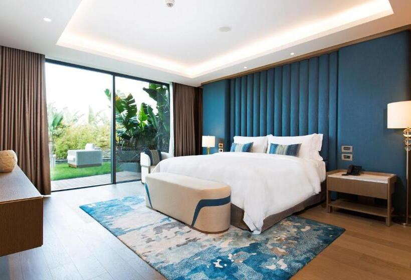 سوئیت با تخت بزرگ, Reges, A Luxury Collection Resort & Spa, Cesme