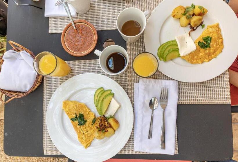 キングサイズベッドのデラックスルーム, Casa Dos Lirios Hotel Boutique