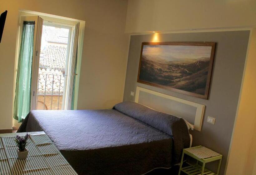 اتاق استاندارد, Alter Ego B&b Assisi