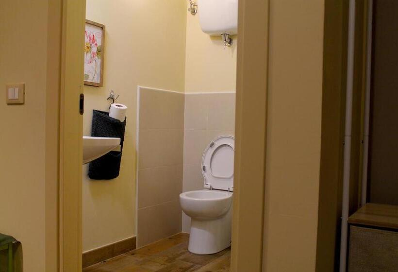 اتاق استاندارد, Alter Ego B&b Assisi