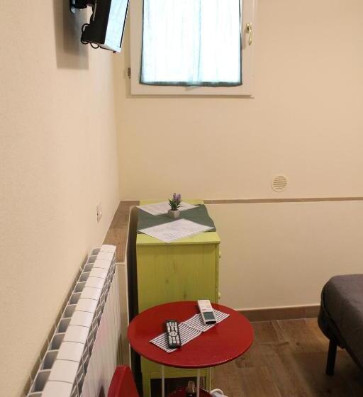 اتاق استاندارد, Alter Ego B&b Assisi