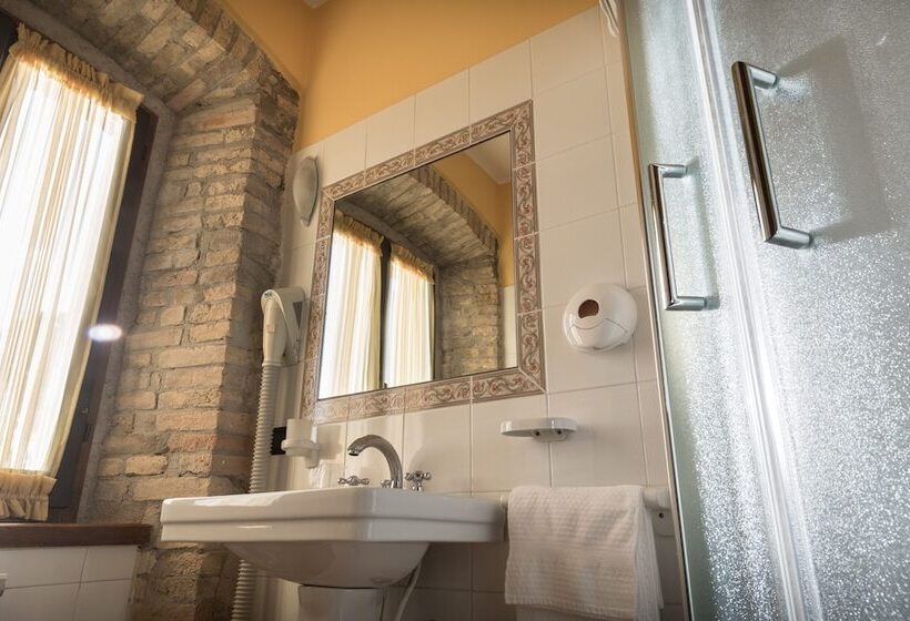 اتاق لوکس با چشم‌انداز باغ, Agriturismo Il Giardino Dei Ciliegi