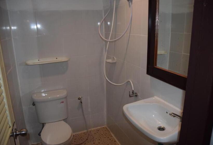 Номер Стандарт Трехместный, Coco S Guesthouse