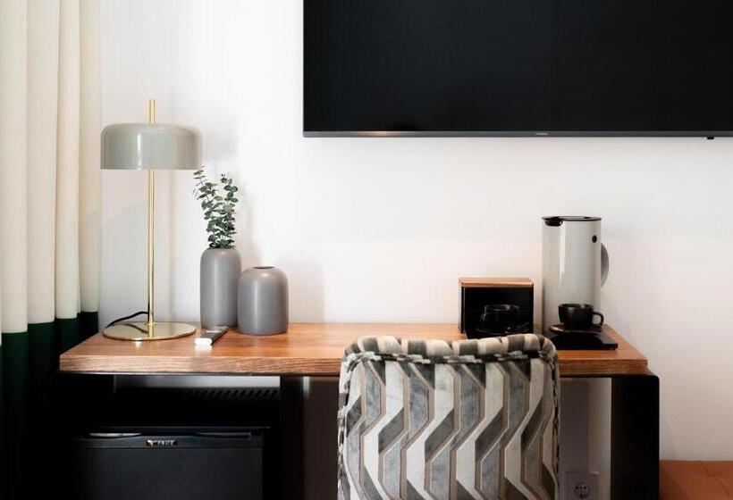 اتاق سوپریور با تخت بزرگ, Room Mate Cosmo - City Centre, Valencia