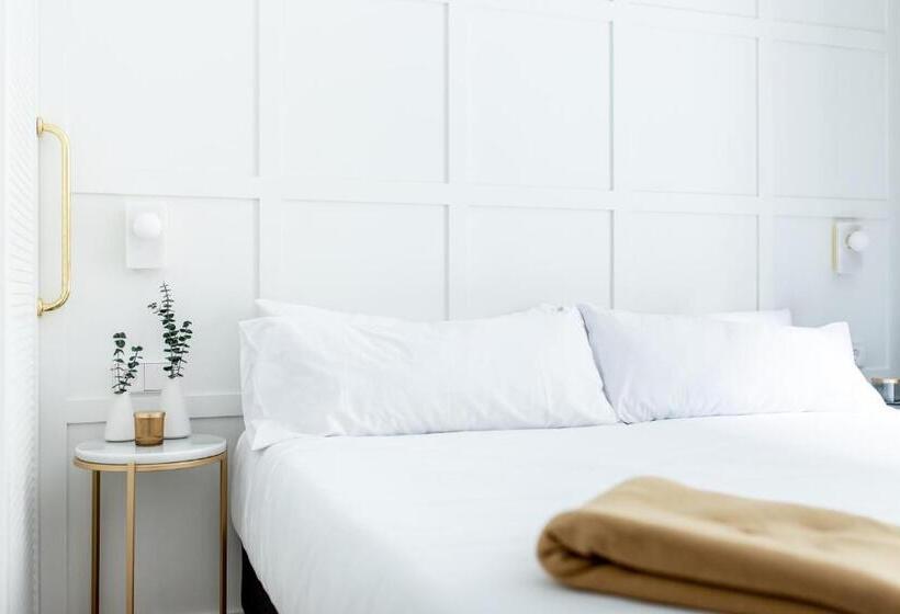 اتاق خانوادگی, Room Mate Cosmo - City Centre, Valencia