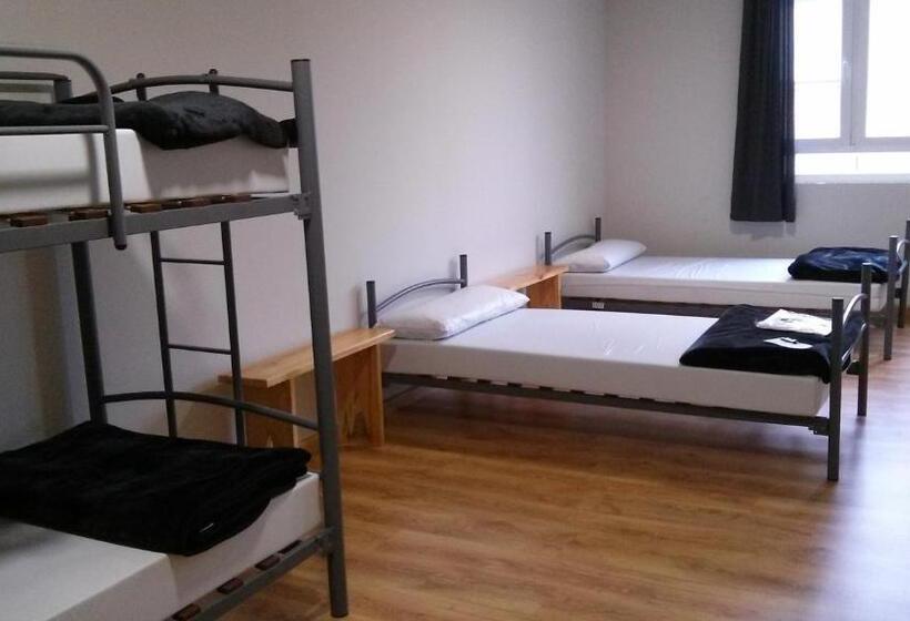 Семейный Номер, Alma Del Camino   Rooms & Albergue   Hostel