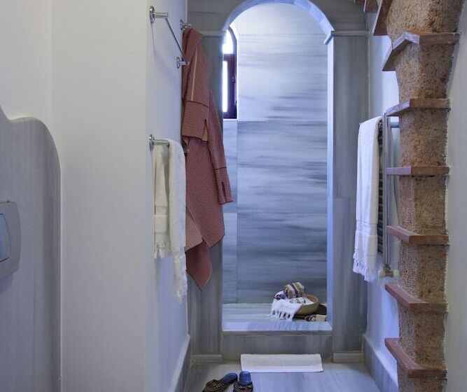Suite with Terrace, Empress Zoe