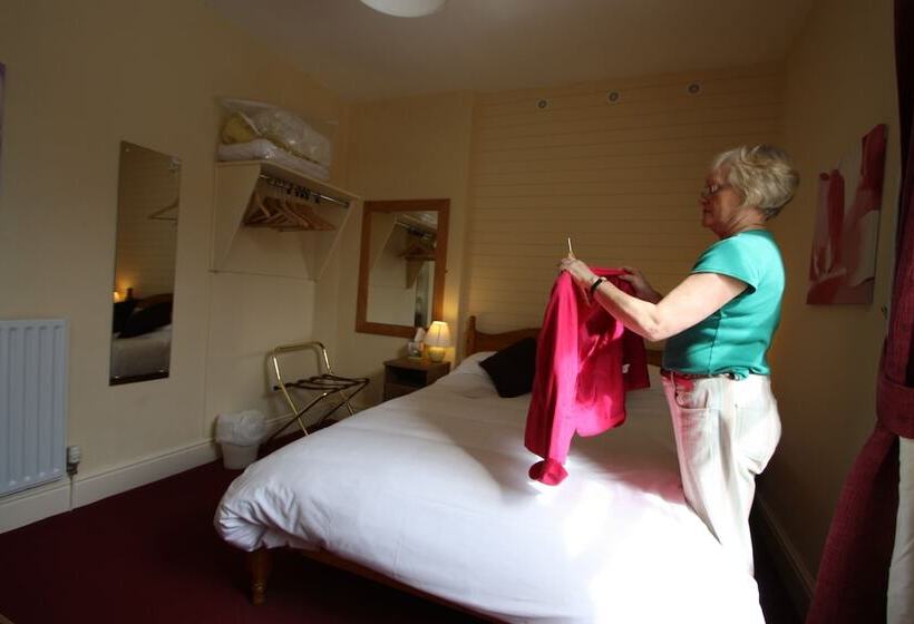 Номер Стандарт, Somerset House B&b