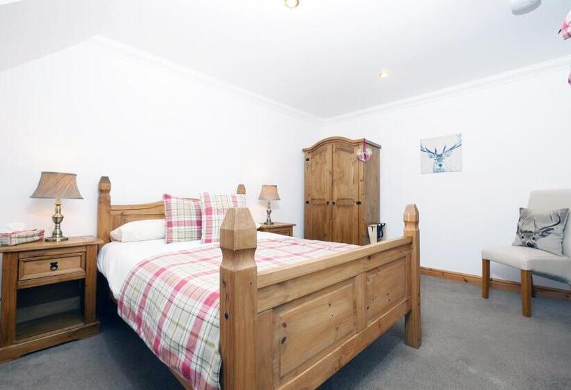 اتاق لوکس, Culliss House B&b