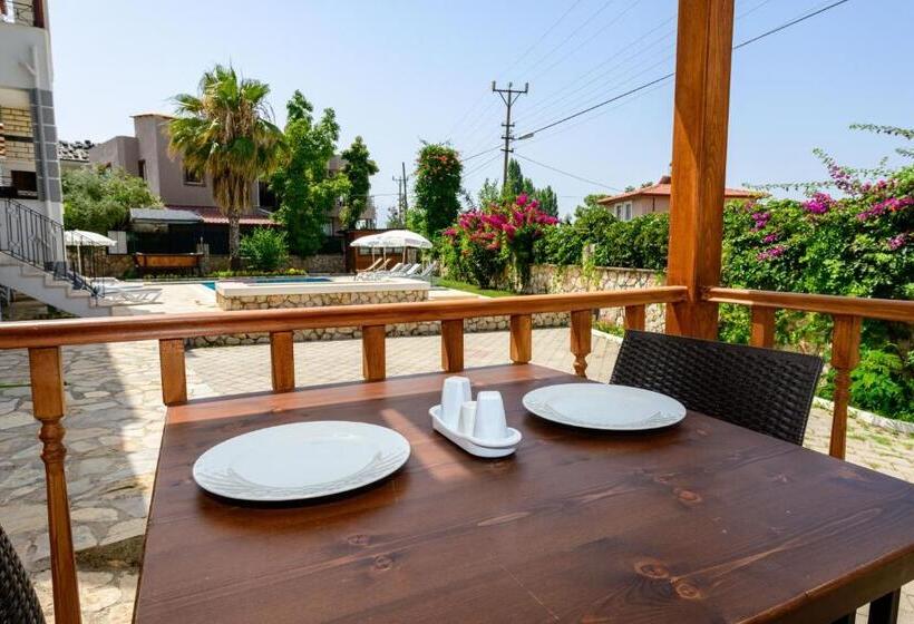 ویلای استاندارد با چشم‌انداز باغ, Anatolian Apartments