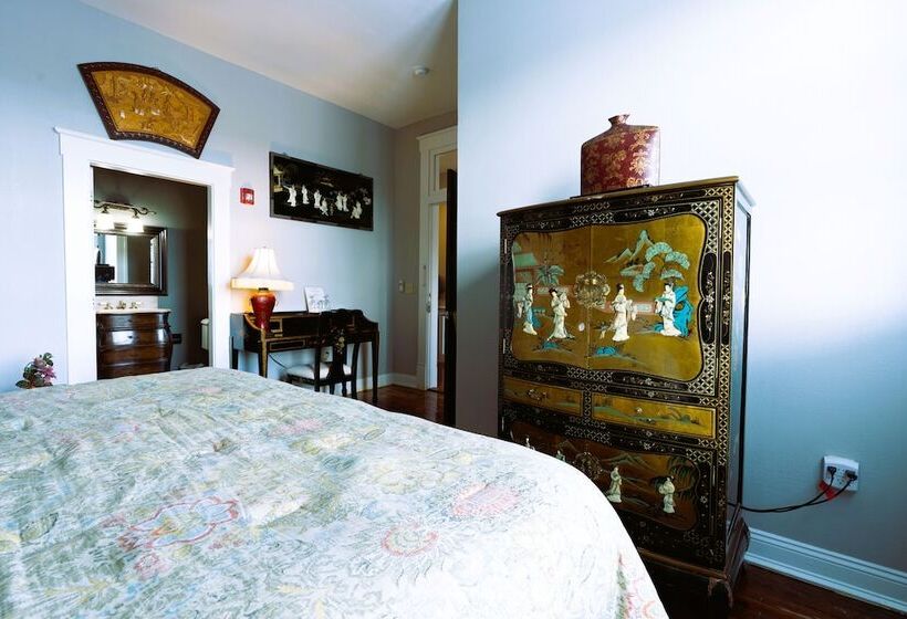 プレミアムルーム, Oakpak Inns   Enjoy All Inclusive Snack Beverages Wine & Beer During The Stay