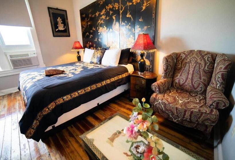 プレミアムルーム, Oakpak Inns   Enjoy All Inclusive Snack Beverages Wine & Beer During The Stay