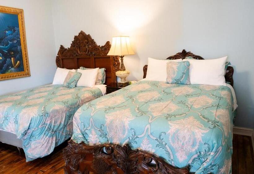プレミアムファミリールーム, Oakpak Inns   Enjoy All Inclusive Snack Beverages Wine & Beer During The Stay