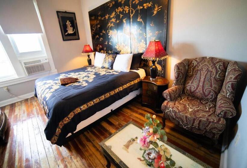 プレミアムルーム, Oakpak Inns   Enjoy All Inclusive Snack Beverages Wine & Beer During The Stay