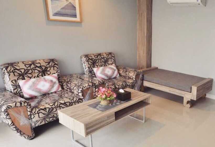 Номер Стандарт, The Tamnan Pattaya Hotel & Resort