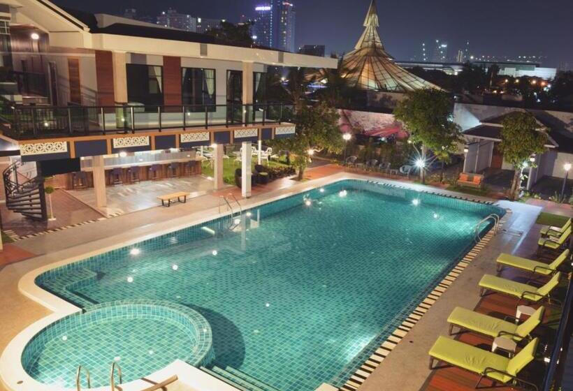 Студия Superior, The Tamnan Pattaya Hotel & Resort