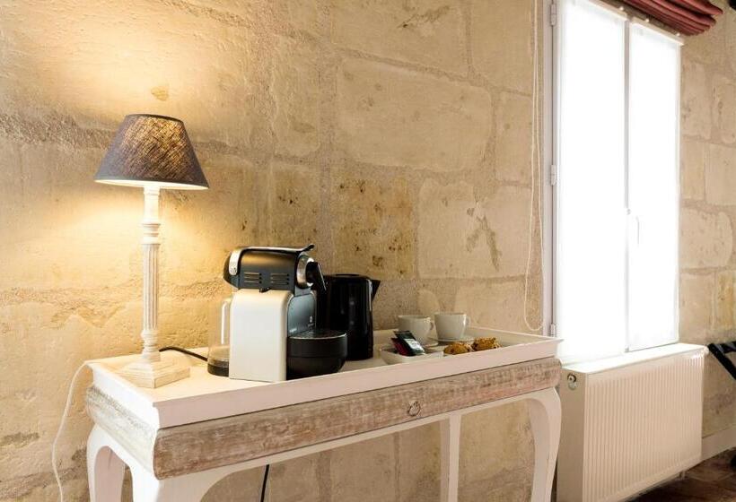 سوئیت با تخت بزرگ, La Vie Voyage