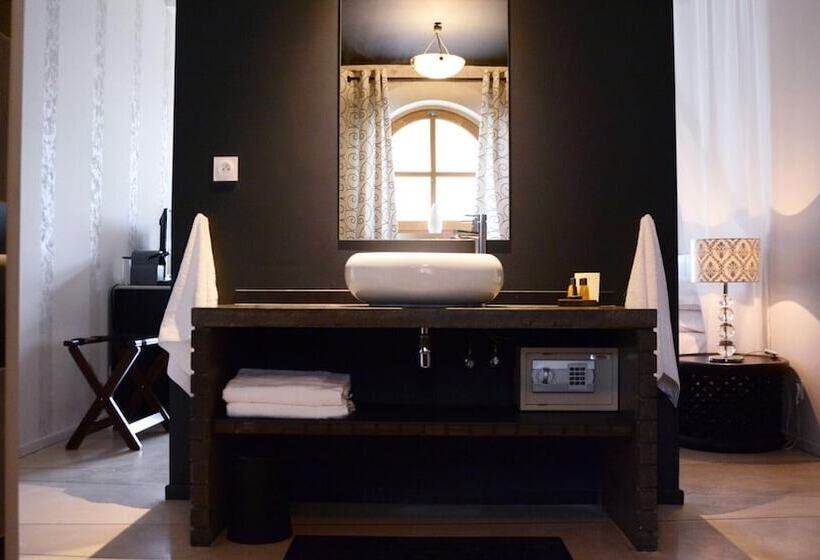 Люкс Повышенной Комфортности, Les Loges De Saint Eloi