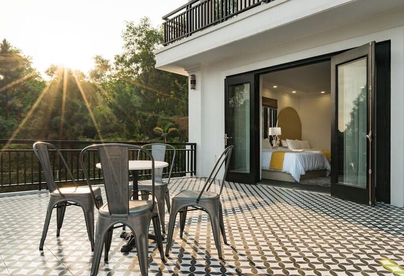 ویلای لوکس 1 خوابه, Oreka Homestay Halong   Hostel