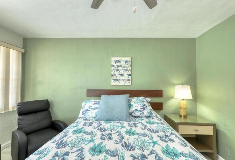 Студия Стандарт, Sand Vista Vacation Rentals