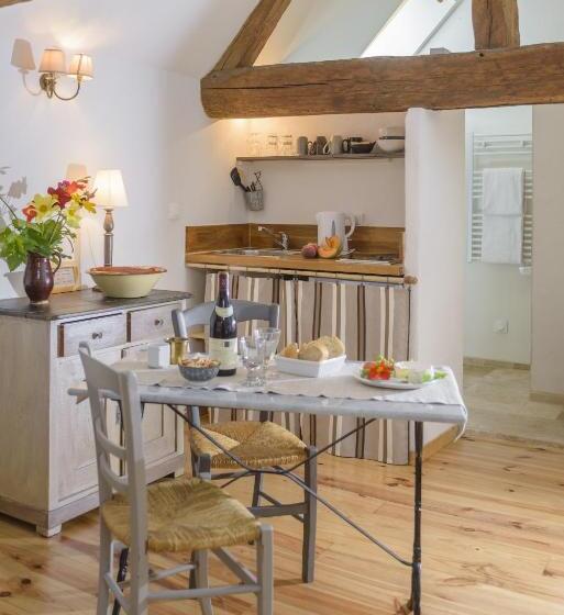 آپارتمان 1 خوابه, Maison Le Village   Maison D’hôtes
