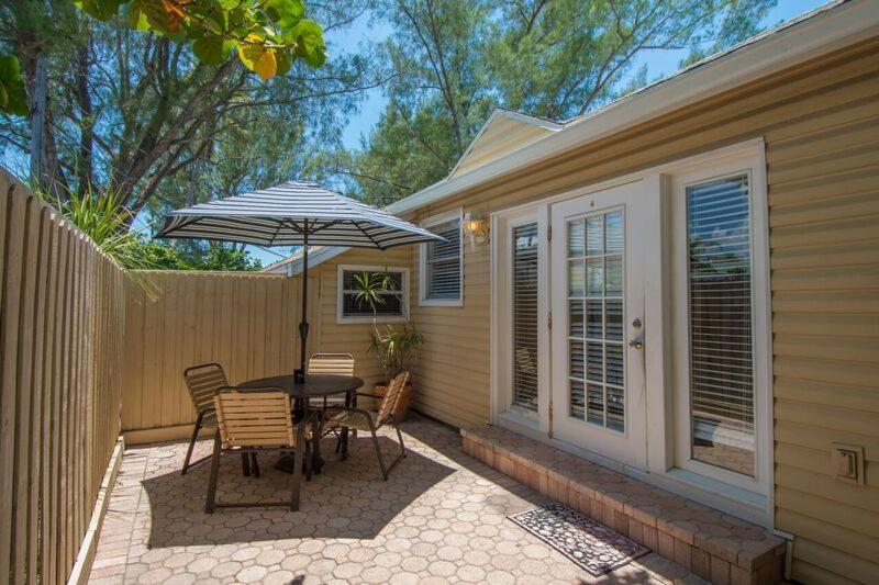 דירת חדר, Seabreeze At Anna Maria Island Inn