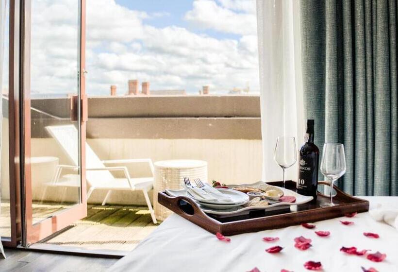 Номер Deluxe с Балконом, Villare Leicester City Centre