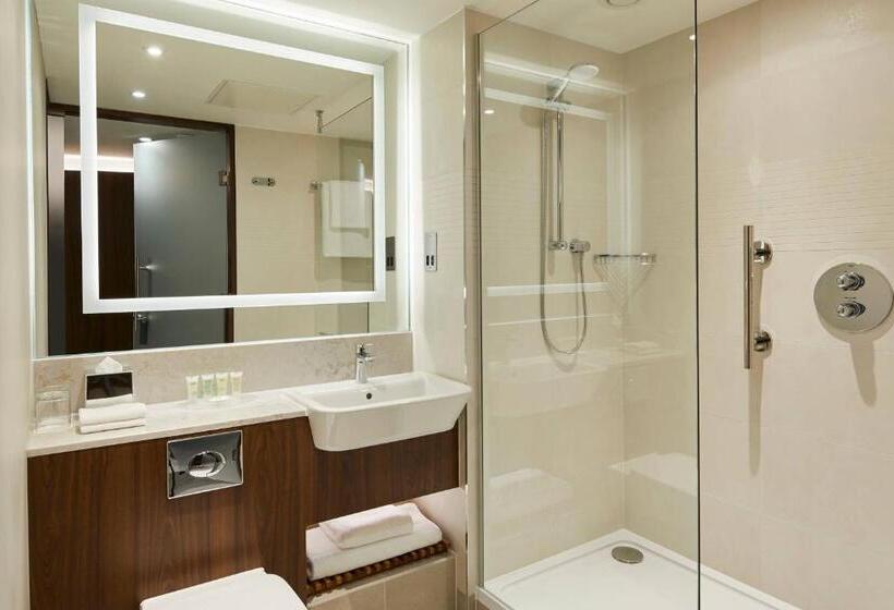 Номер Стандарт, Courtyard By Marriott Oxford City Centre