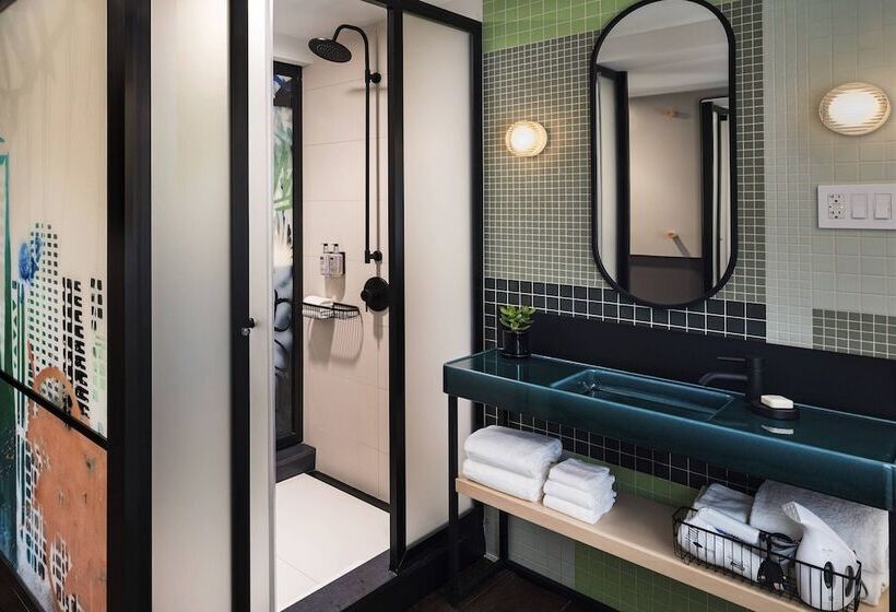 اتاق استاندارد, Moxy Nyc East Village