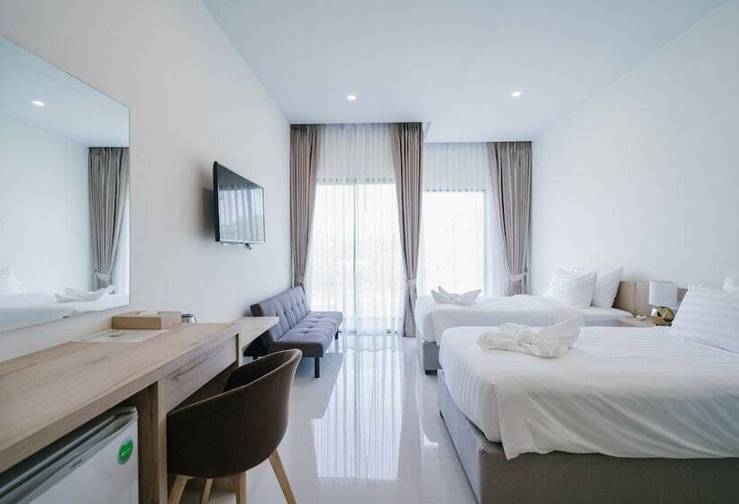 Deluxe Room Mountain View, Viva Montane Hotel Pattaya