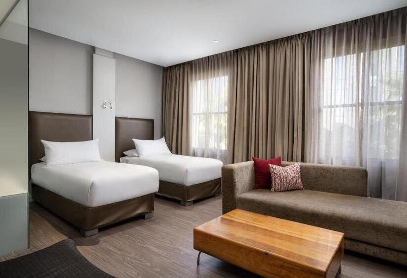 Номер Стандарт Двуспальная Кровать, Protea Hotel By Marriott Cape Town Waterfront Breakwater Lodge