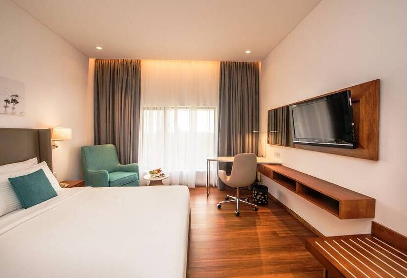 اتاق لوکس با تخت بزرگ, Vivanta Colombo Airport Garden