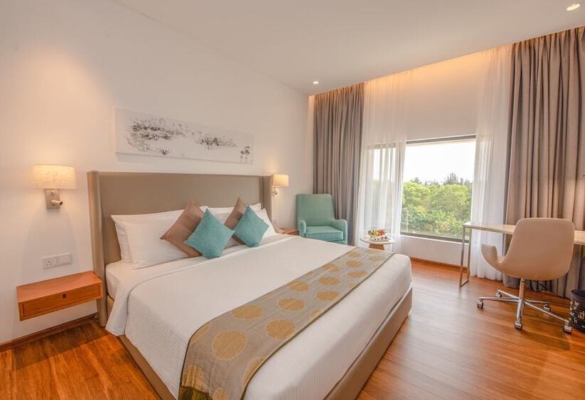 اتاق لوکس با تخت بزرگ, Vivanta Colombo Airport Garden