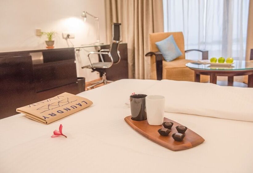 اتاق سوپریور با تخت بزرگ, Vivanta Colombo Airport Garden