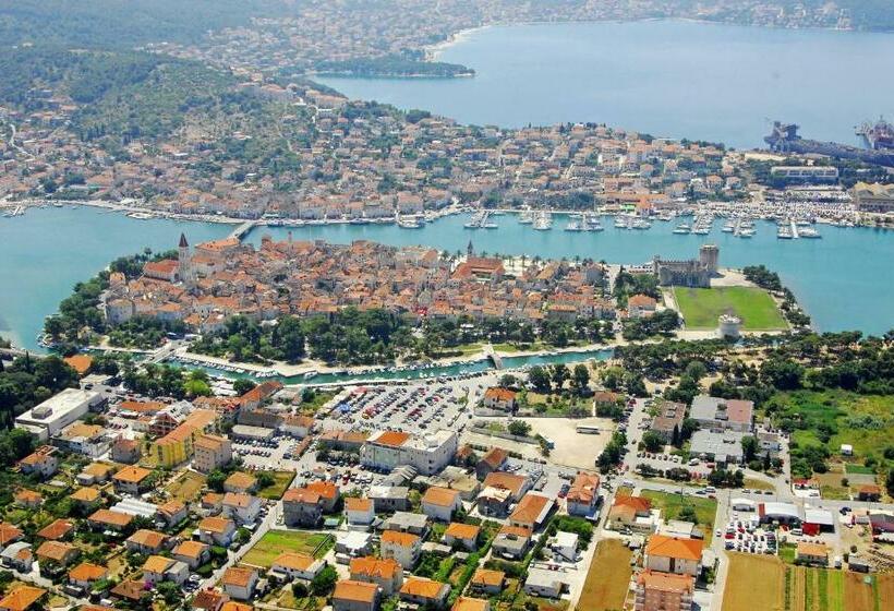 اتاق استاندارد, Aldino Rooms