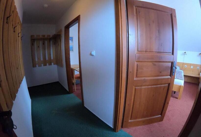 Люкс Семейный 2 Спальни, Pension Gemshorn