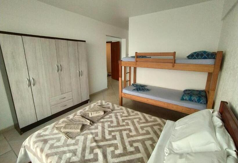 اتاق پنج‌تخته استاندارد, Coliseu Palace Residence