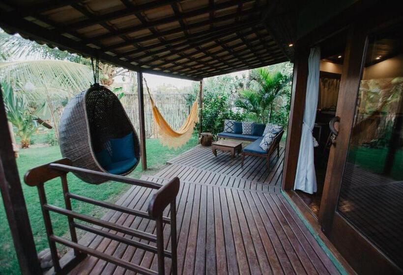 بانگلوی لوکس, Paua Hotel Boutique