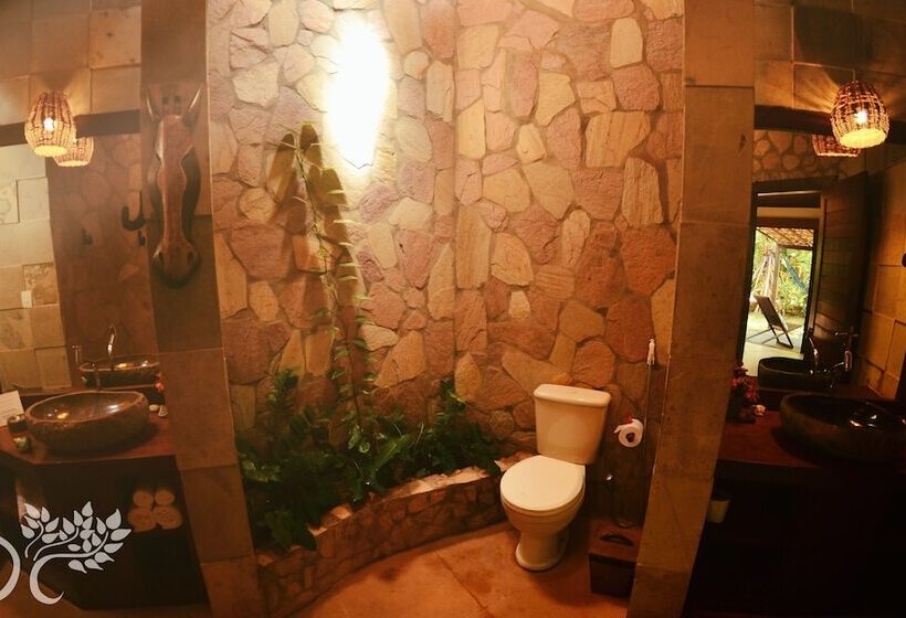 بانگلوی استاندارد با چشم‌انداز دریا, Paua Hotel Boutique