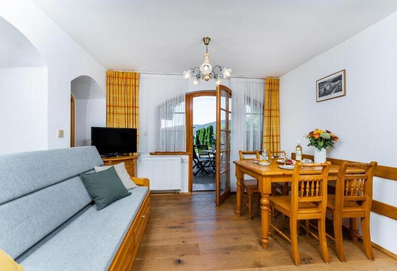 Family flat with terrace, Pension Happy Superior