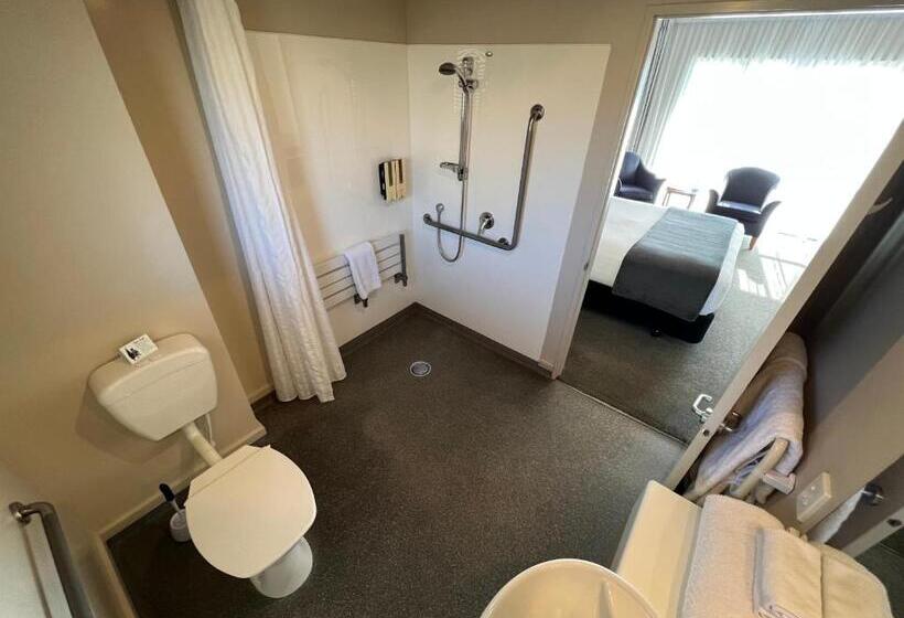 Люкс Адаптированный для Инвалидов, The Suites Ashburton