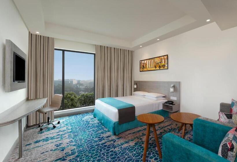 Номер Стандарт Адаптированный для Инвалидов, Holiday Inn Express Kolkata Airport, An Ihg