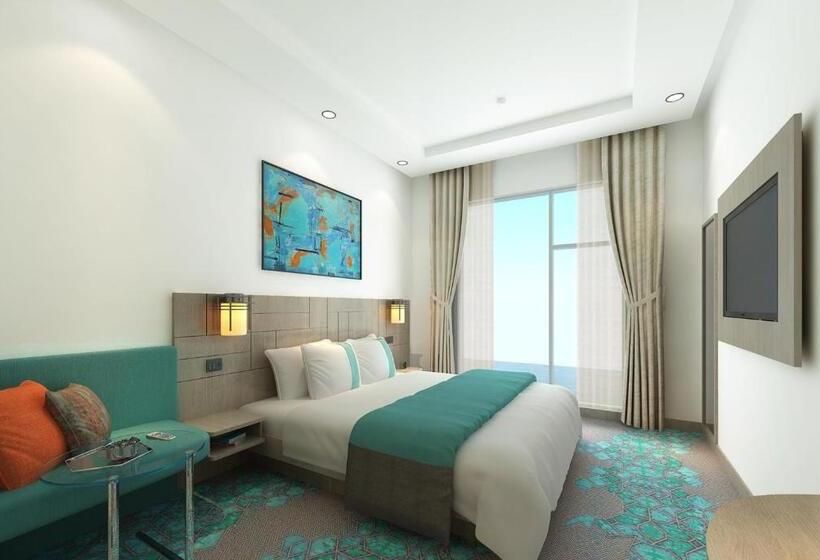 Номер Superior, Holiday Inn Express Kolkata Airport, An Ihg