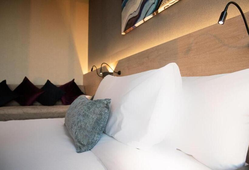 身障者適用スタンダードルーム, Quartz Hotel & Spa