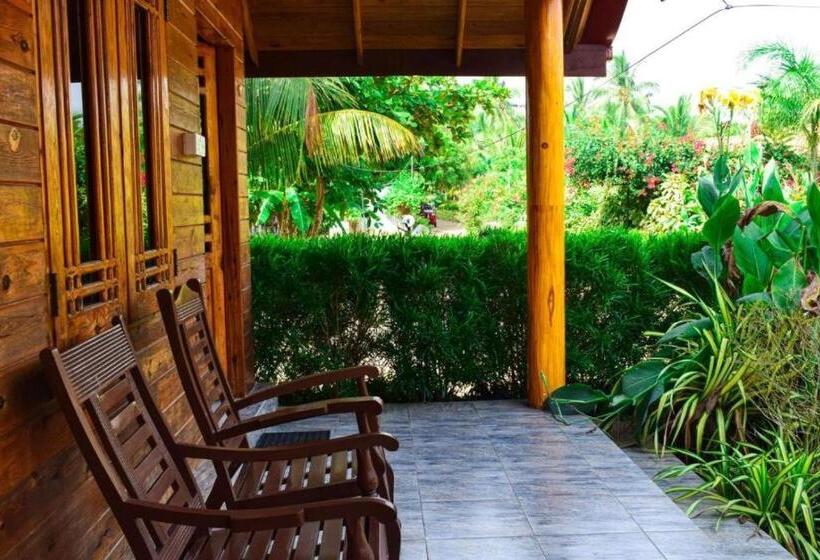 Quarto Triplo Estandar Vista Jardim, Mithra Paradise Beach