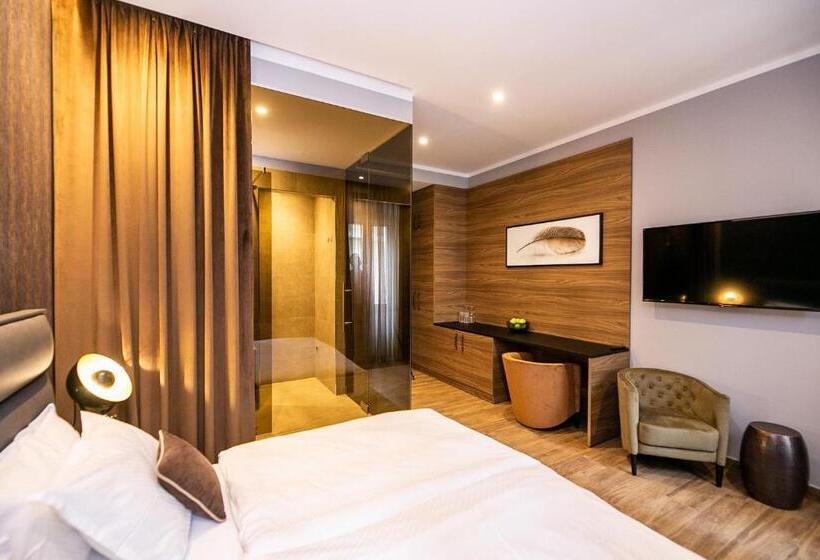 اتاق لوکس, Teatro Suite & Rooms